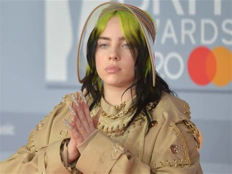 Billie Eilish se desnuda como protesta hacia el body shaming